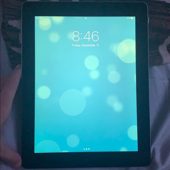 ipad 4 - Picture 3 of 3